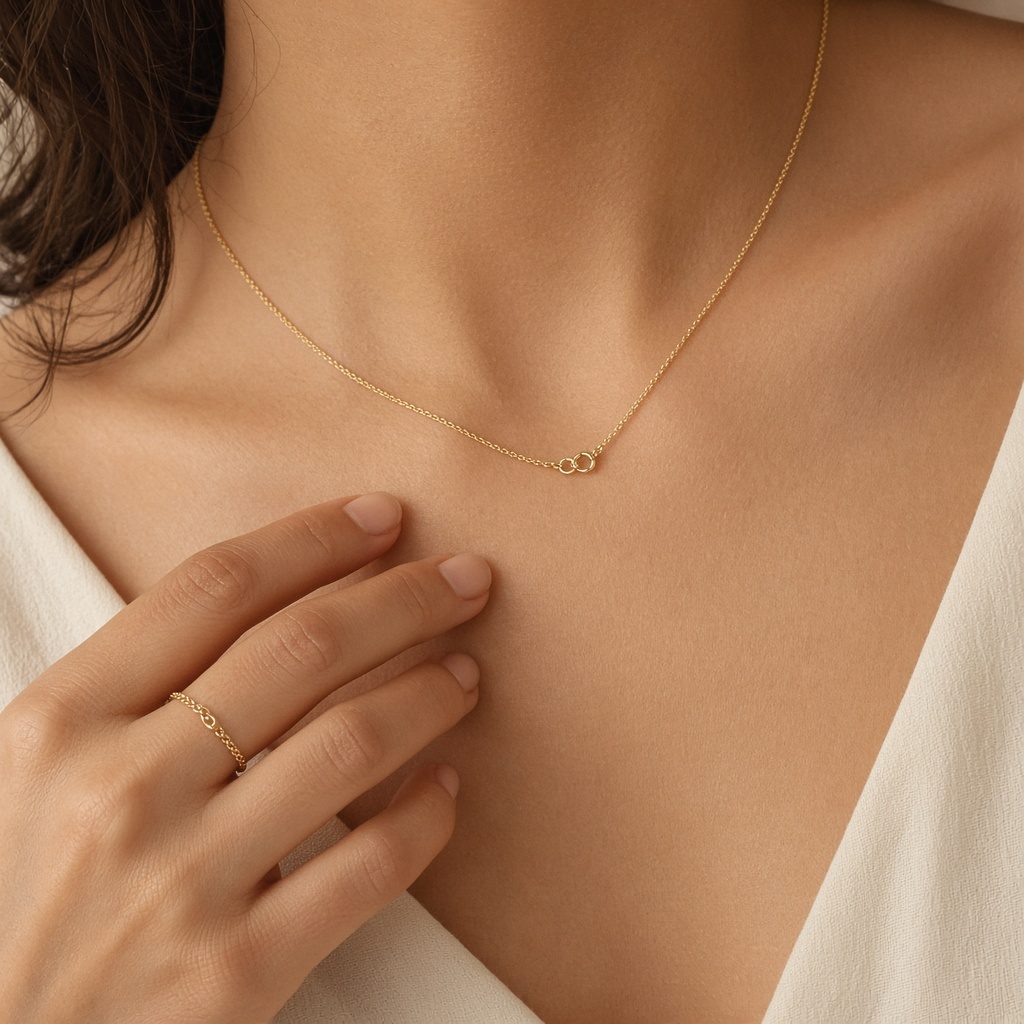 Fine gold chain necklace and chain ring